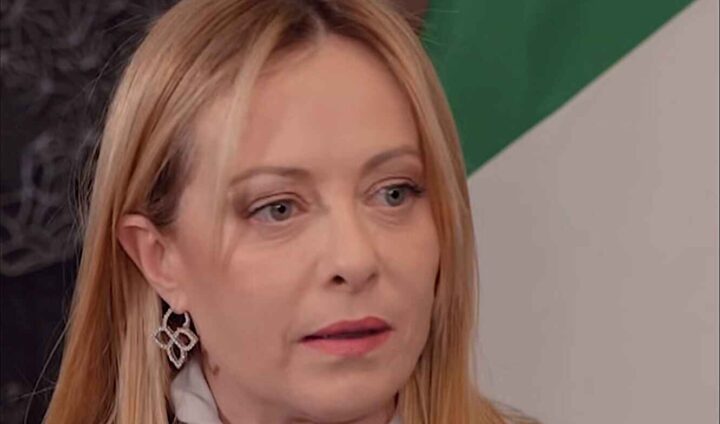 Giorgia Meloni megler videre – tolkes som ren kritikk av Trump