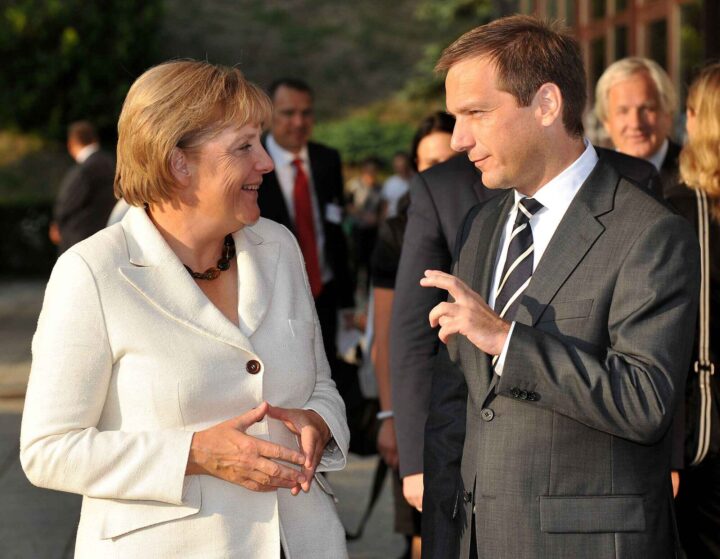 Tidligere statsminister hevder at Orbán planlegger å trekke Ungarn ut av EU