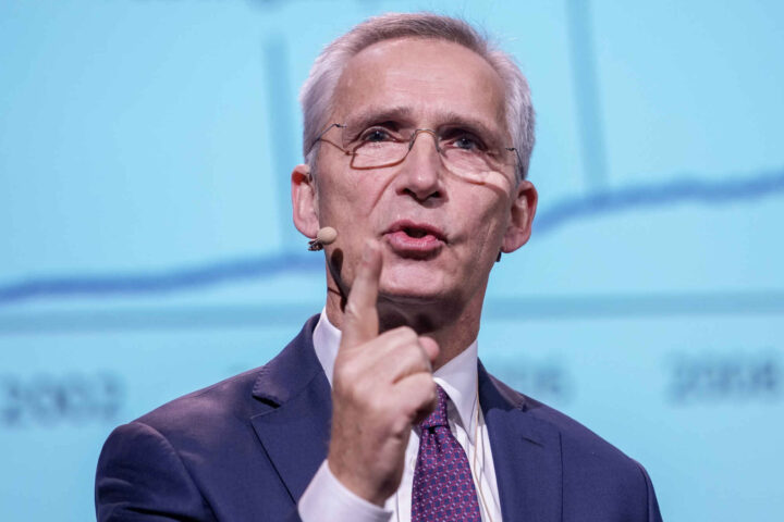 Stoltenberg: – Folk får bedre råd fordi de jobber lenger&nbsp;(+)