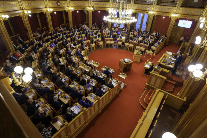 Politikerne hetses fordi «inne­stemme» ikke nytter lenger