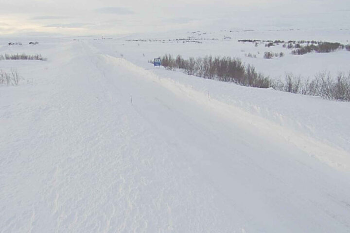 Elbil-taxi med pasient gikk tom for strøm i –15 ºC på øde sted i Finnmark