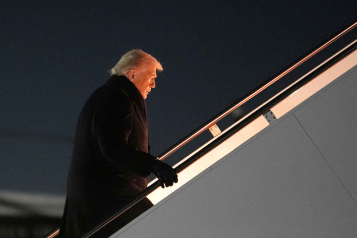 Trumps fly måtte snu