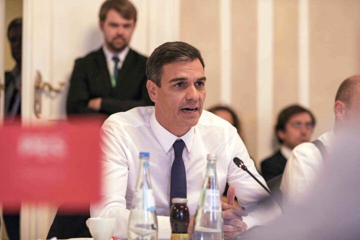 Masselegalisering: En halv million migranter tilbys legal status i Spania&nbsp;(+)