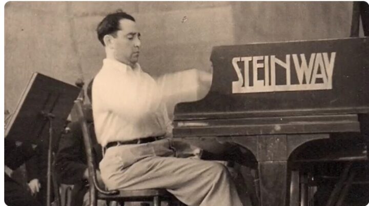 Interlude: Gimpel spiller Brahms' pianokonsert nr. 1