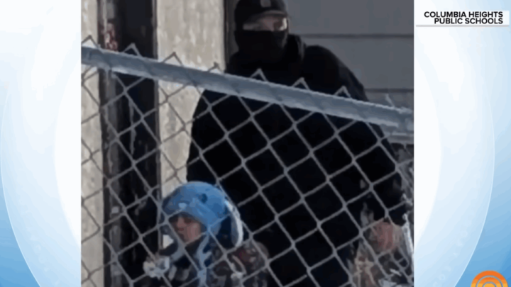 Etterlyst illegal flyktet fra politiet, lot sønnen på 5 bli igjen