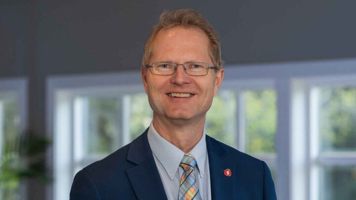 FrP-Johnsen raser mot Nationen etter Bovaer-krangel: – Trodde de var på bøndenes side&nbsp;(+)