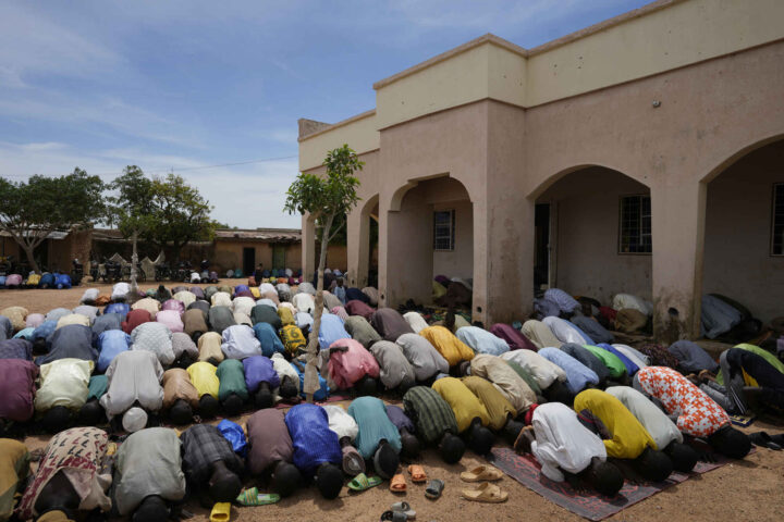 Islamsk politi i Nigeria arresterer muslimer for ikke å faste under ramadan&nbsp;(+)