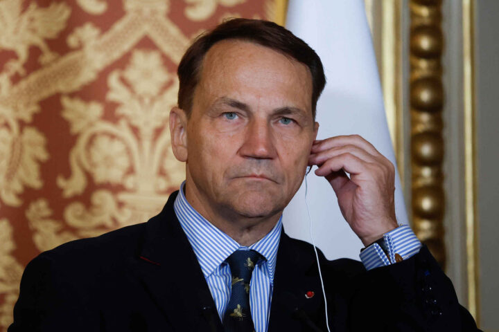 Eide og Sikorski tror Russland blir enda farligere etter å ha mistet 1,5 mill. soldater