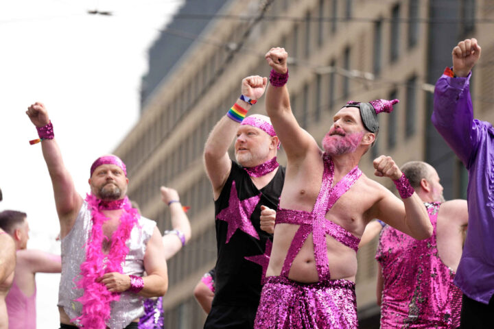 «Unge mennesker» mer negative til homofile – media nekter å nevne hvorfor