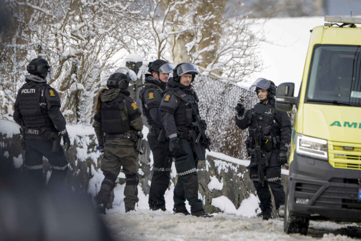 Bergen - situasjon uavklart, det avfyres fortsatt skudd