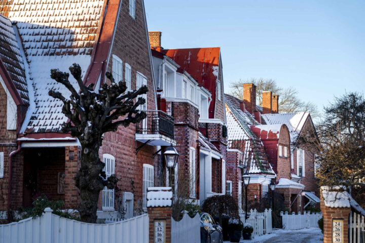 Staten øker skatten på boliger, deler landet inn i 14.000 soner etter markedspris&nbsp;(+)