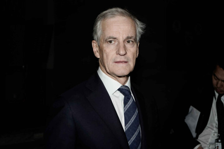 Støre: Epstein-saken viser hvordan rike mennesker kan kjøpe seg politisk makt 