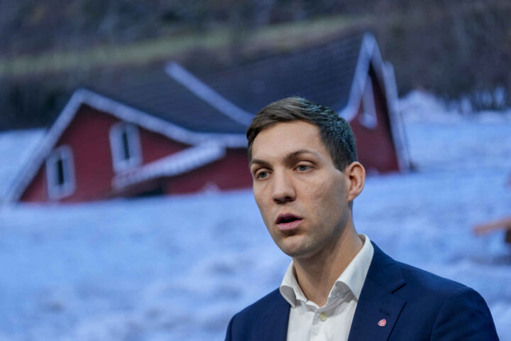 Klimaministeren åpner for reforhandling av bøndenes klimaavtale&nbsp;(+)