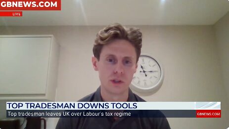 Britenes fremste unge håndverker forlater landet&nbsp;(+)