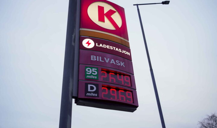 Drivstoffpriser og politikk