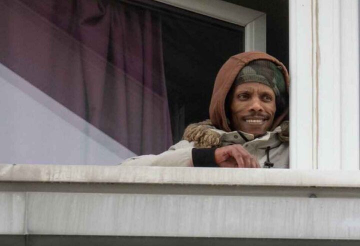 Mann med to store kniver angrep to i Edinburgh - politiet mener det ikke er terror&nbsp;<span>(+)</span>