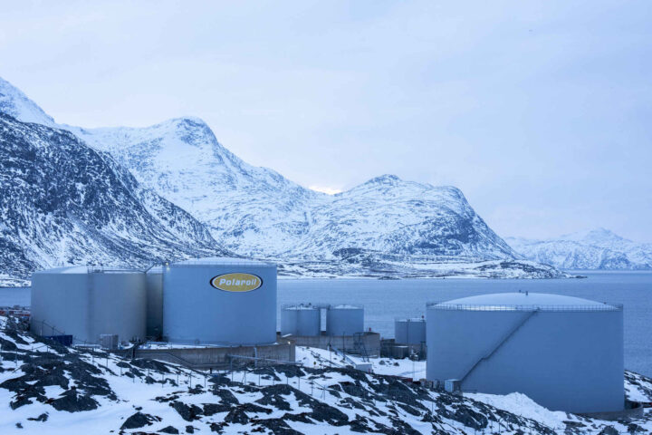 Oljeprisen passerer 110 dollar fatet etter dramatisk helg