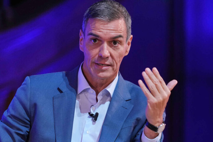 Spania gir lovlig opphold til en halv million papirløse migranter&nbsp;<span>(+)</span>