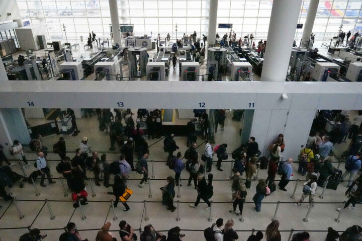 Trump sier «no deal» om finan&shy;siering av DHS før SAVE Act er vedtatt