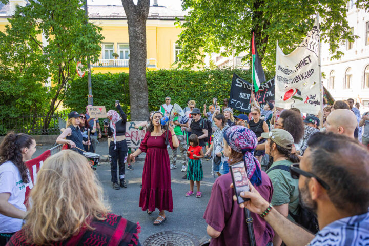 Politiet i Oslo sliter med å beskytte Israels ambassade, mens politikerne tier om årsakene&nbsp;<span>(+)</span>