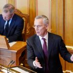 Stortinget overkjører regjeringen: Minst fire kroner i kutt per liter