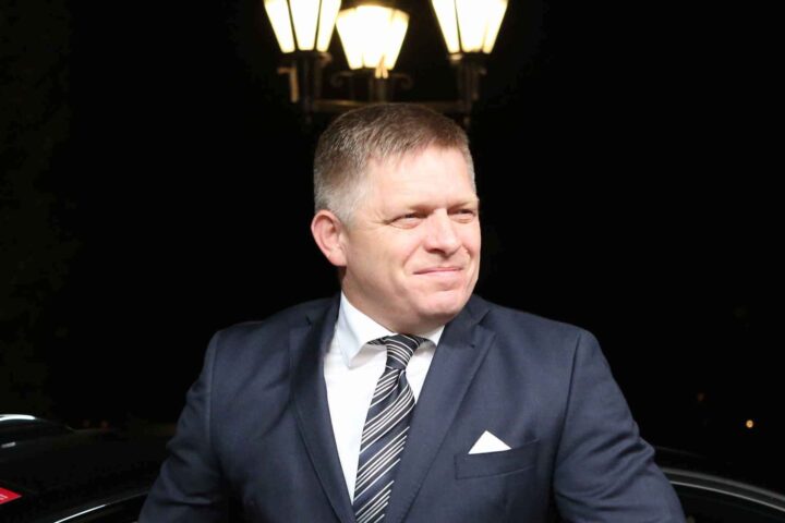 Robert Fico: «Verdens&shy;ordenen fungerer ikke. Folke&shy;retten fungerer ikke. FN er en vits – og det samme gjelder EU»&nbsp;<span>(+)</span>