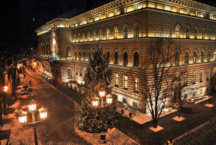 Latvia vil forby russisk&shy;vennlig parti