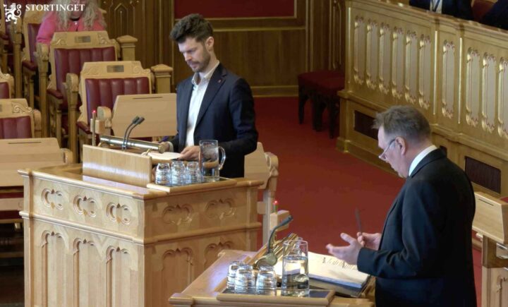 Sandvik vil hindre Epstein-kommisjonen innsyn i e-tjenesten