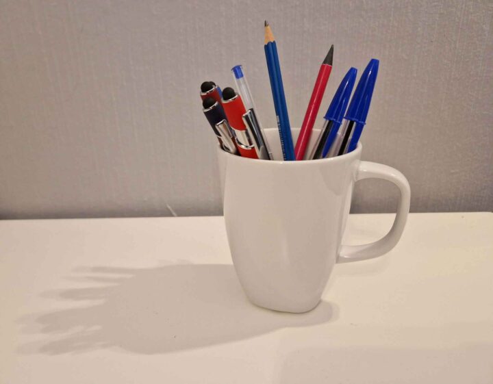 Om "Håndtegningens Encyklopedi"&nbsp;<span>(+)</span>