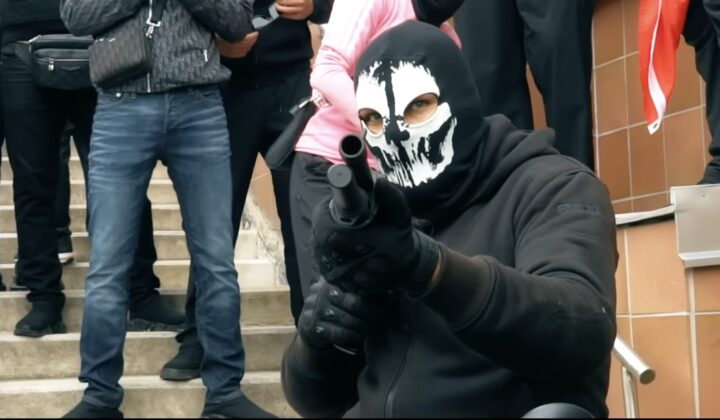 To tiltalt for drapet på svensk rapper: – Ren henrettelse