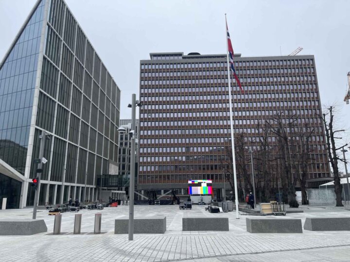 Regjeringsbygget åpnet. Prislapp: 53 milliarder