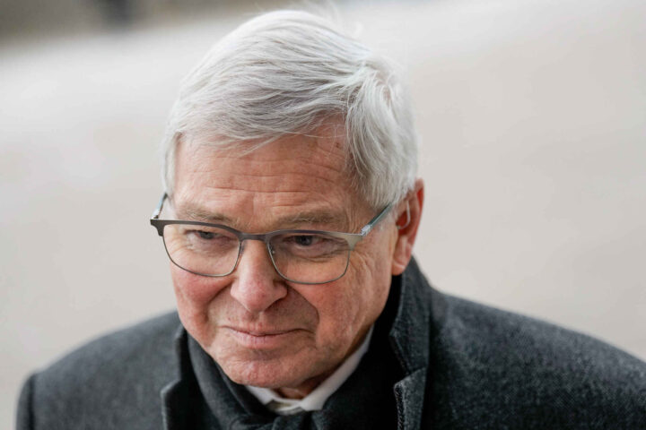 Bondevik krever at Støre starter EU-prosess