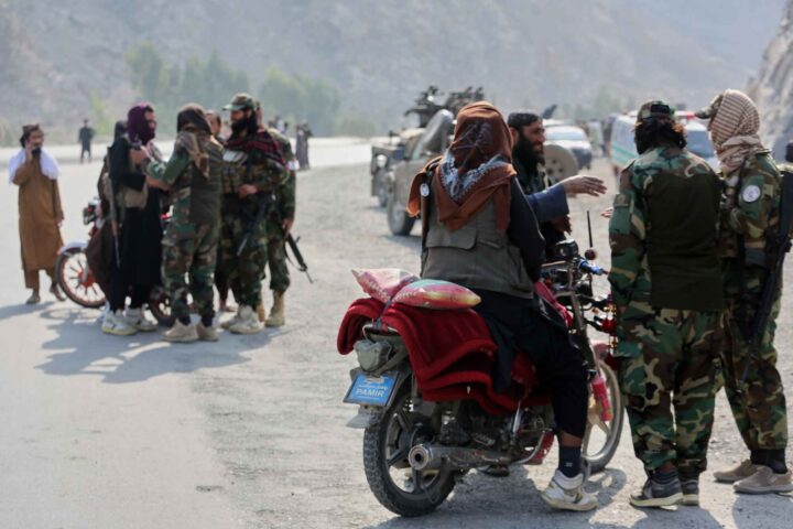 Afghaner dømt for gjen&shy;tatte grove voldsepisoder får bli værende i Stor&shy;britannia&nbsp;<span>(+)</span>