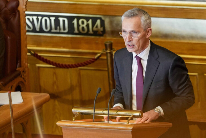 Spillet for galleriet: Økonomer raser mot politikernes krisepakker&nbsp;<span>(+)</span>