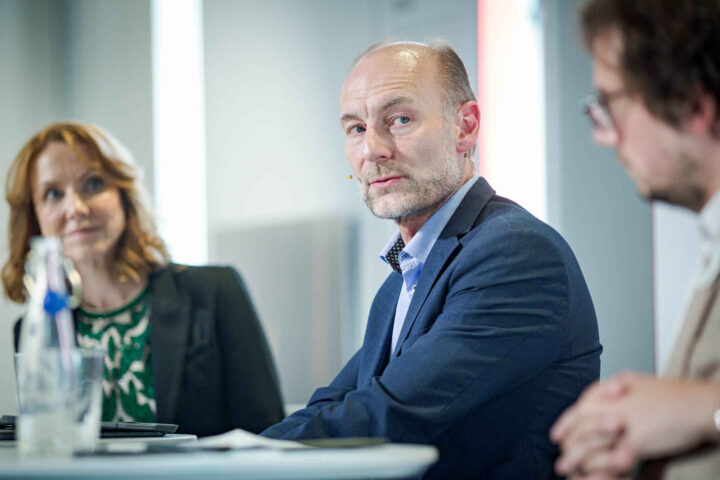 Satiren skriver seg selv