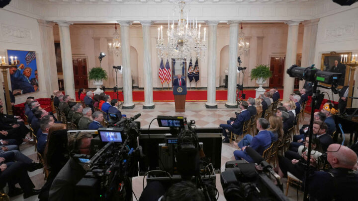 Trump: Krigen vil vare to-tre uker til&nbsp;<span>(+)</span>