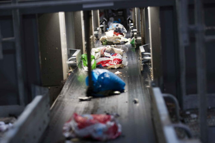 Plast-selvbedraget til to milliarder