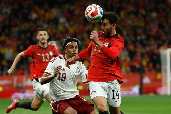 FIFA åpner sak mot Spania etter islam&shy;kritiske tilrop – Vox-leder for&shy;svarer supporterne