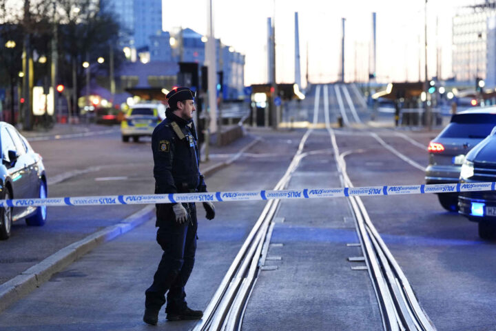 To tenåringsjenter med skarpe termosbomber pågrepet i Göteborg