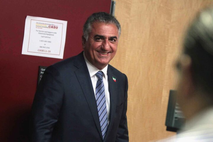 Kronprins Reza Pahlavi bekrefter massiv kristen vekkelse i Iran&nbsp;<span>(+)</span>