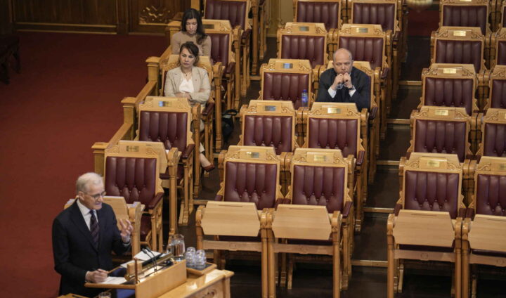 Jordbruks­oppgjøret blir et oppgjør mellom Ap og Sp