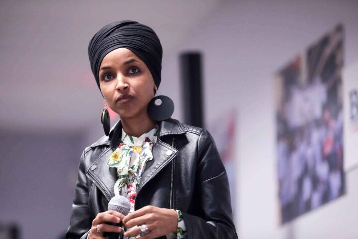 Ilhan Omar under efter&shy;forskning for mulig inn&shy;vandrings&shy;svindel