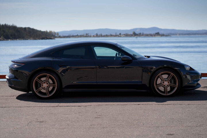 Porsche omstiller seg tilbake til drivstoffbiler&nbsp;<span>(+)</span>