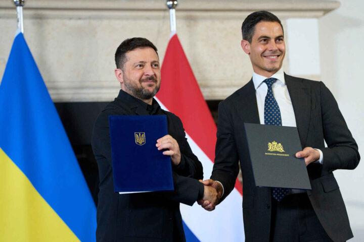 Zelenskyj negativ til delvis EU-medlemskap, vil ha fulle rettigheter