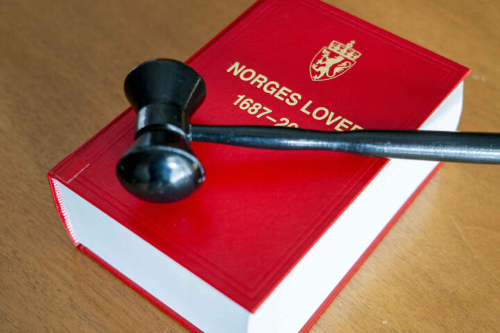 Syv tiltalt for kidnapping og grov vold på Strømmen&nbsp;<span>(+)</span>