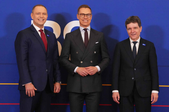 Norge skal samarbeide med Romania mot desinformasjon&nbsp;<span>(+)</span>