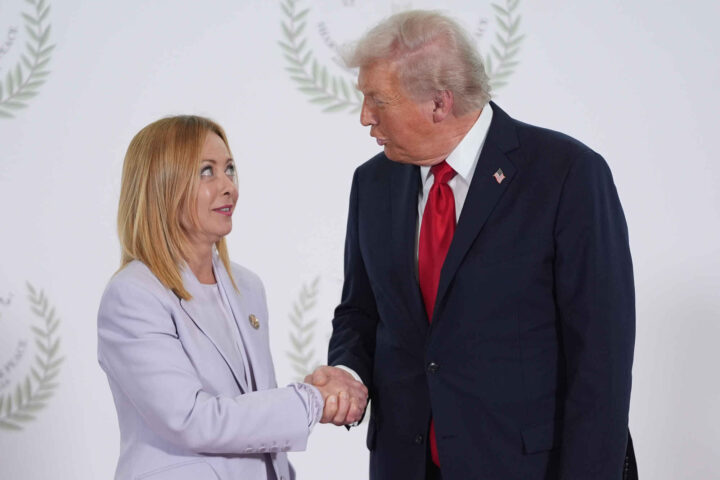Ordduell mellom Trump og Meloni ruller videre