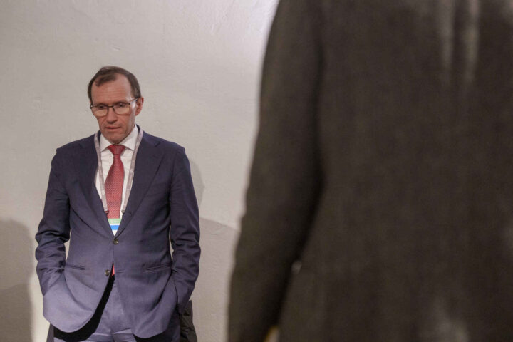 Barth Eide er vert for hemmelig fredsforum i Oslo&nbsp;<span>(+)</span>