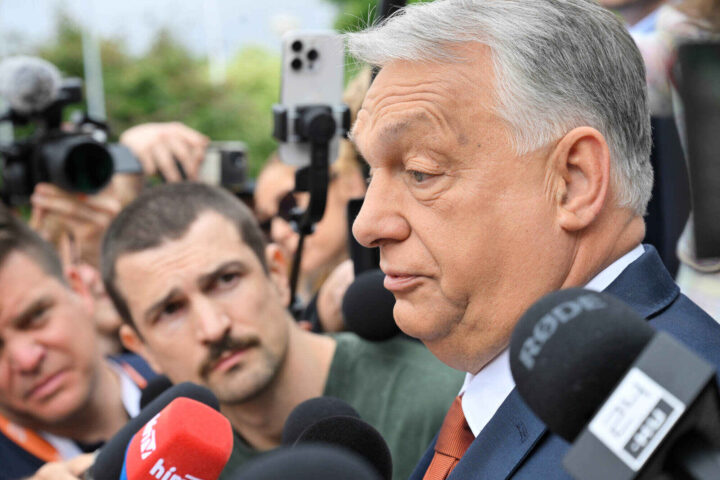 Viktor Orbán er gjenvalgt som leder for partiet Fidesz