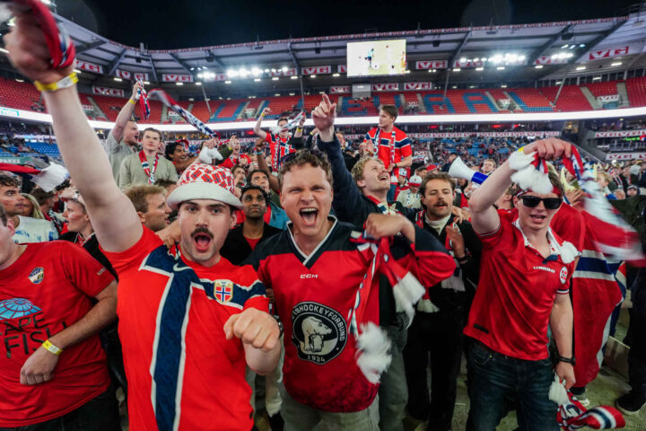 Storinnrykk og kaos rundt Ullevaal etter Norges VM-åpning&nbsp;<span>(+)</span>